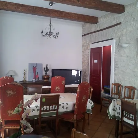 L'oustal Dal Cantou Bed & Breakfast